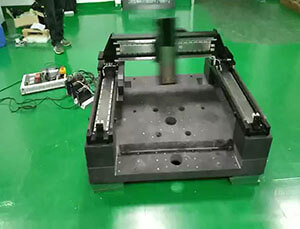 直線(xiàn)電機(jī)在液晶基板薄膜紋路檢驗(yàn)、修復(fù)裝置用